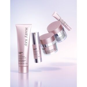 Mary Kay Skincare Set - Pink and Silver
